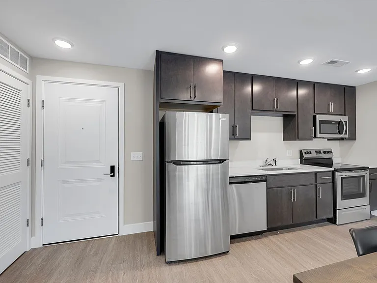 707 Springfield Ave — Photo 10