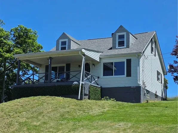 84 Crossridge Rd, Charleroi, PA 15022