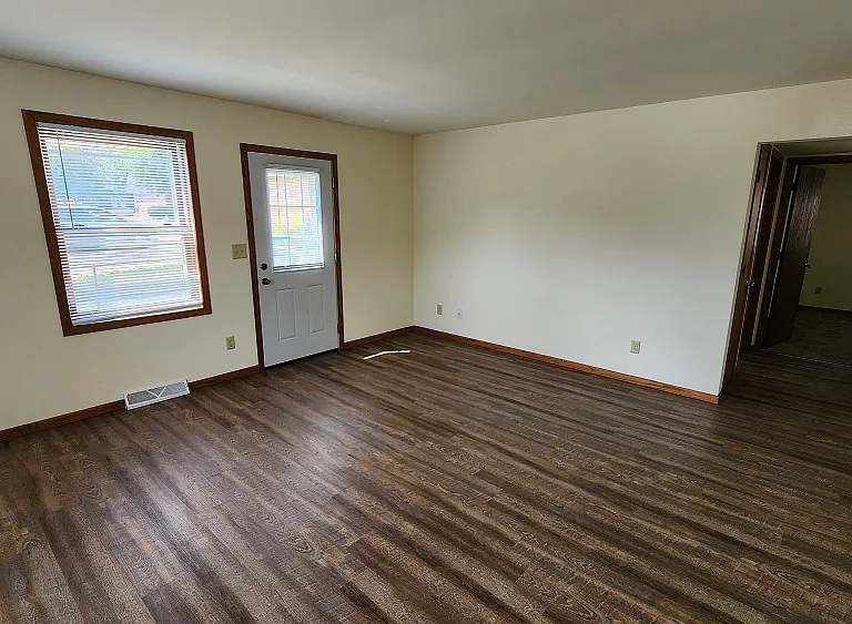 1108 Clement St — Photo 12