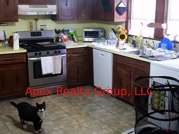 5th image of 78 Dartmouth St #1A