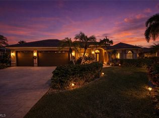 5605 Merlyn Ln, Cape Coral, FL 33914