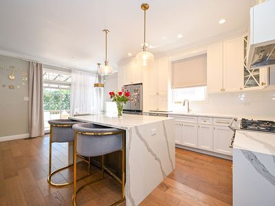 31 Bell Point Dr, Brooklyn, NY, 11234