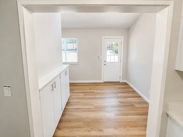 3440 Hazelwood Ct — Photo 6
