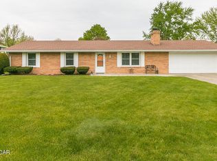 1752 Edgewood Dr, Lima, OH