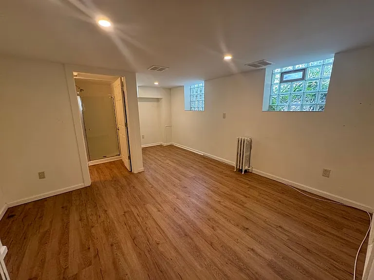 5506 Fifth Avenue — Photo 190