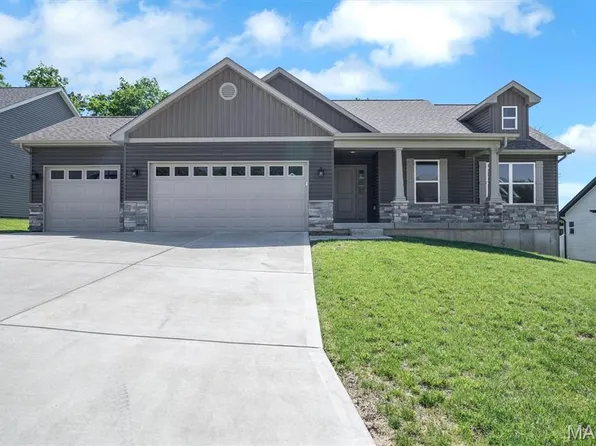 512 Hickory Knoll Dr, Troy, MO 63379