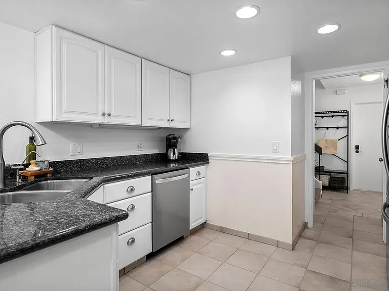 5959 El Escorial Way — Photo 18