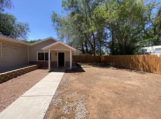 44 E 300 N, Hurricane, UT 84737