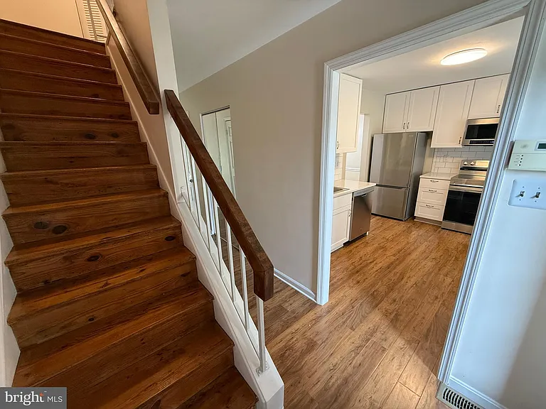 12457 Andover Ct — Photo 4