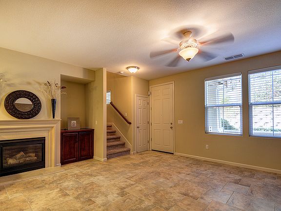 4th image of 308 Blossom Rock Ln