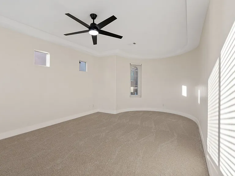 2334 Malaga Peak St — Photo 6