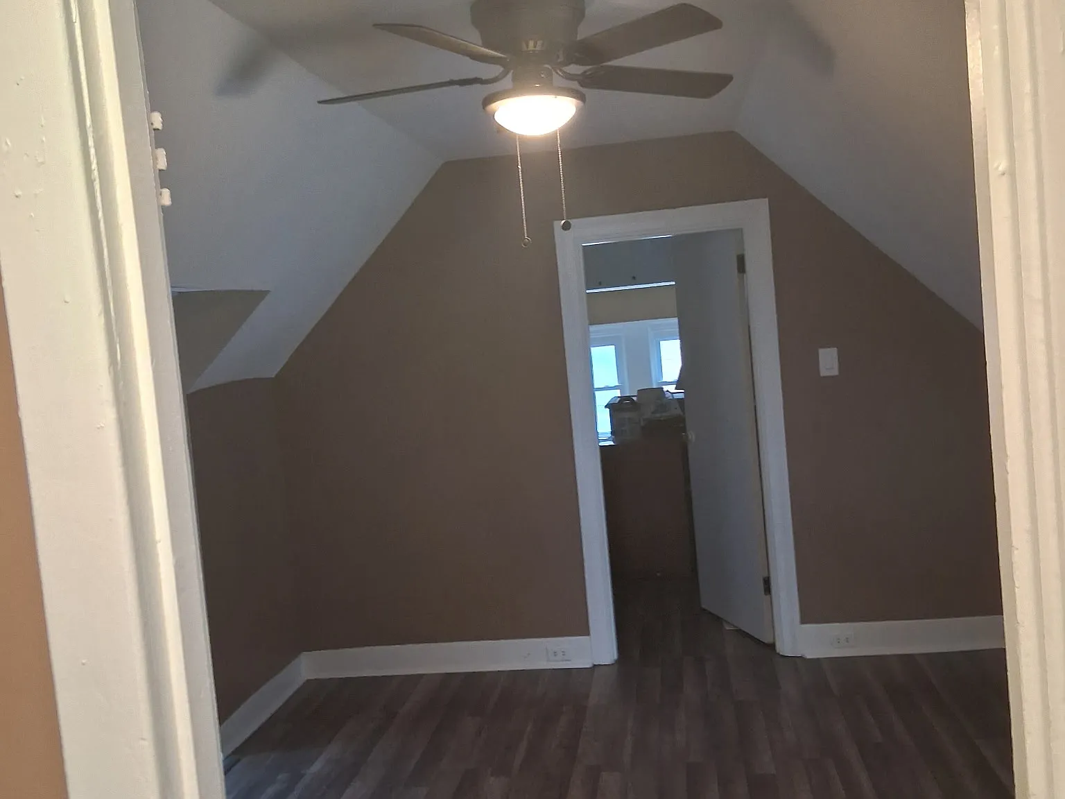 1 bed, 1.5 bath, $950 — Photo 2