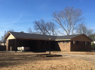 1403 Chestnut St, Forrest City, AR 72335