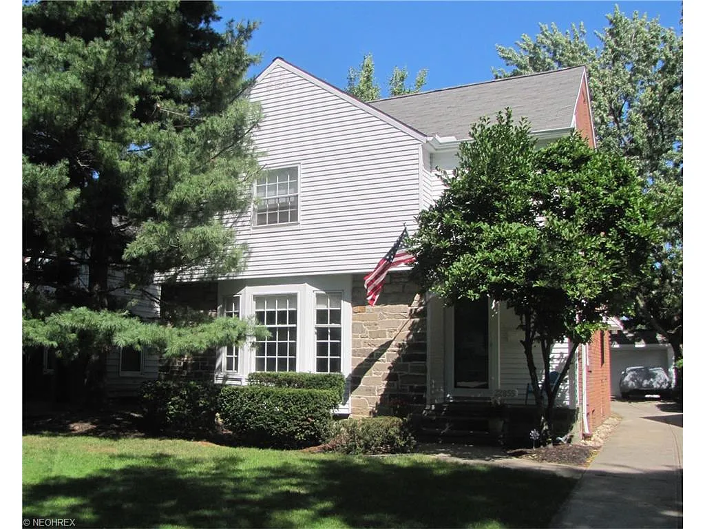 22855 Fairmount Blvd photo 1