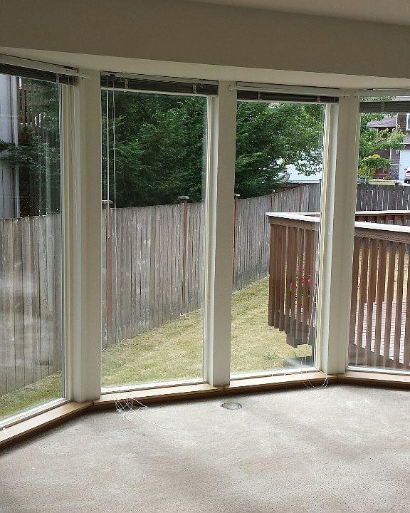 2nd image of 1530 85th Ave NE