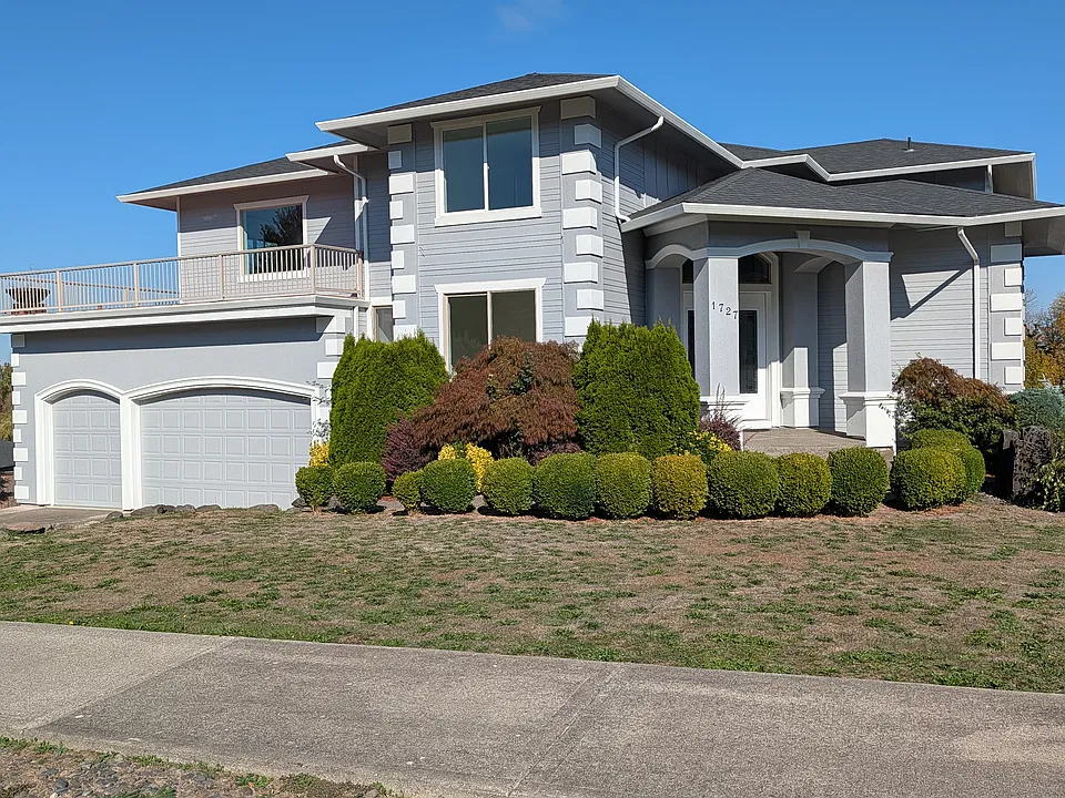1727 NW Ogden St