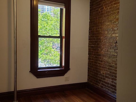 5th image of 350 E 67th St #11A