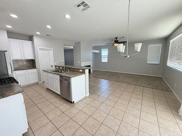 29248 Sandpiper Dr — Photo 9