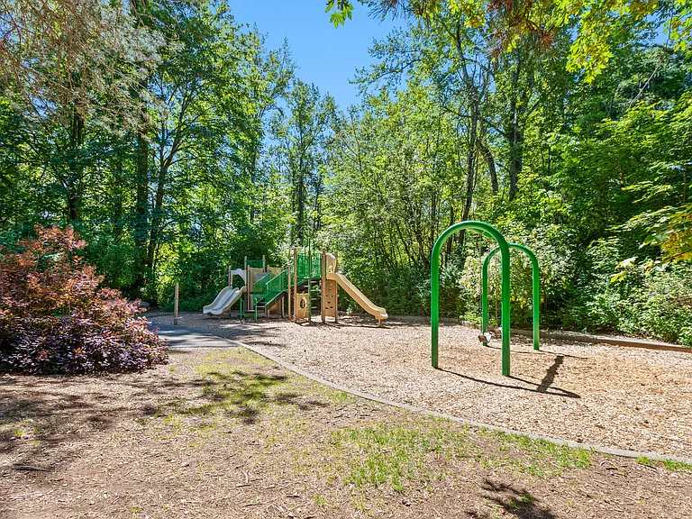 2712 Kentucky St — Photo 7