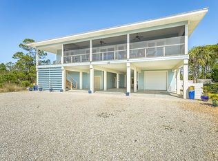 1017 W Gulf Beach Dr, Eastpoint, FL 32328