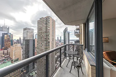 Rented by The Blueground