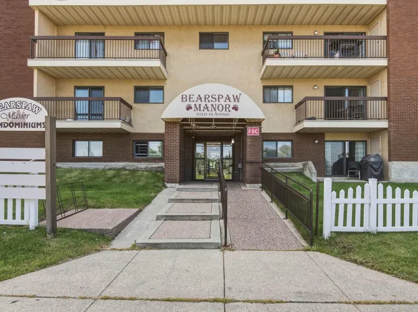 10511 19th Ave NW #115, Edmonton, AB T6J 5S8