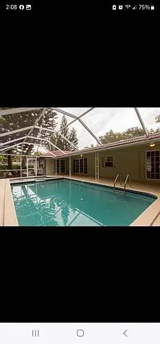 2503 Trinidad St Photo 1