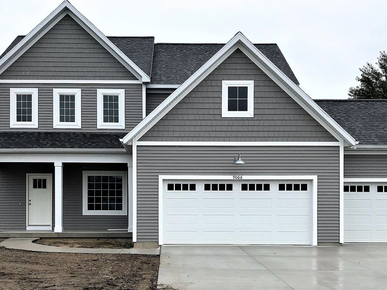 9066 Cedar Lake Dr, Jenison, MI 49428 Zillow