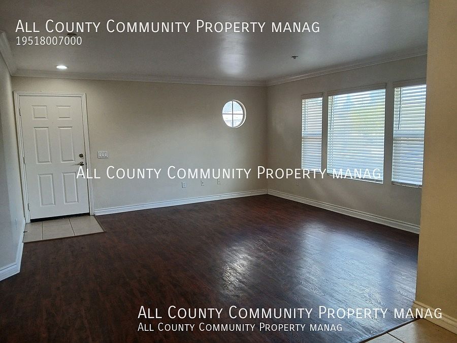 1st image of 1132 N Broadway APT 14