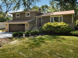9979 Delsy Dr, North Royalton, OH