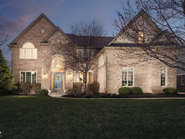 9880 Wading Crane Ave, McCordsville, IN 46055