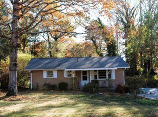 441 Loop Rd, Hendersonville, NC 28792
