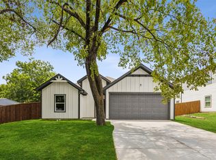 109 Palm Oak Dr, Dallas, TX 75217