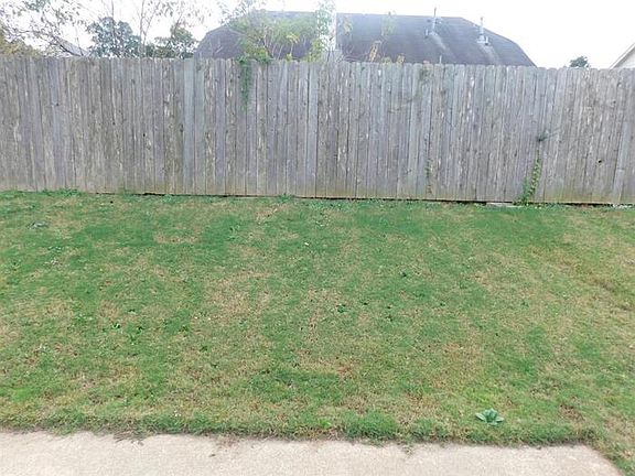 5th image of 7105 Lagrange Hill Dr