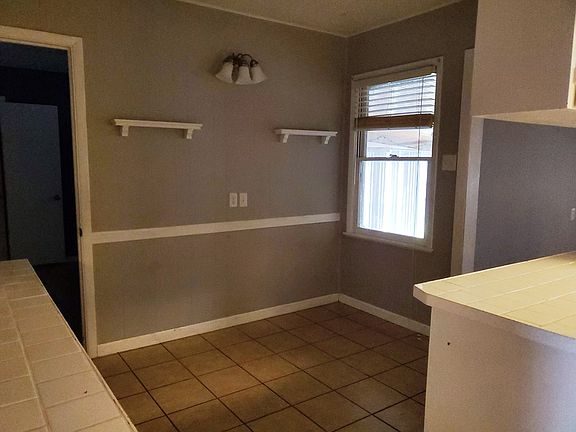 5th image of 2473 Smu Ave