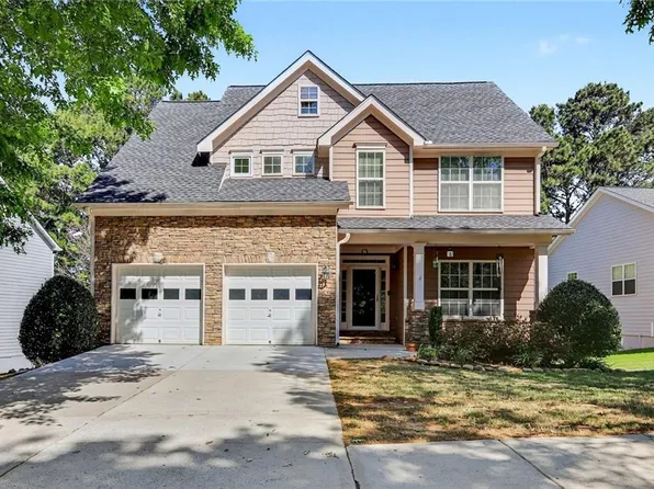 528 Vickers Ln, Locust Grove, GA 30248