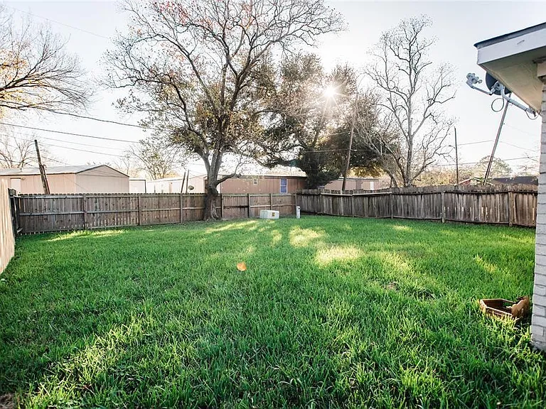 4659 Orange Cir S — Photo 14