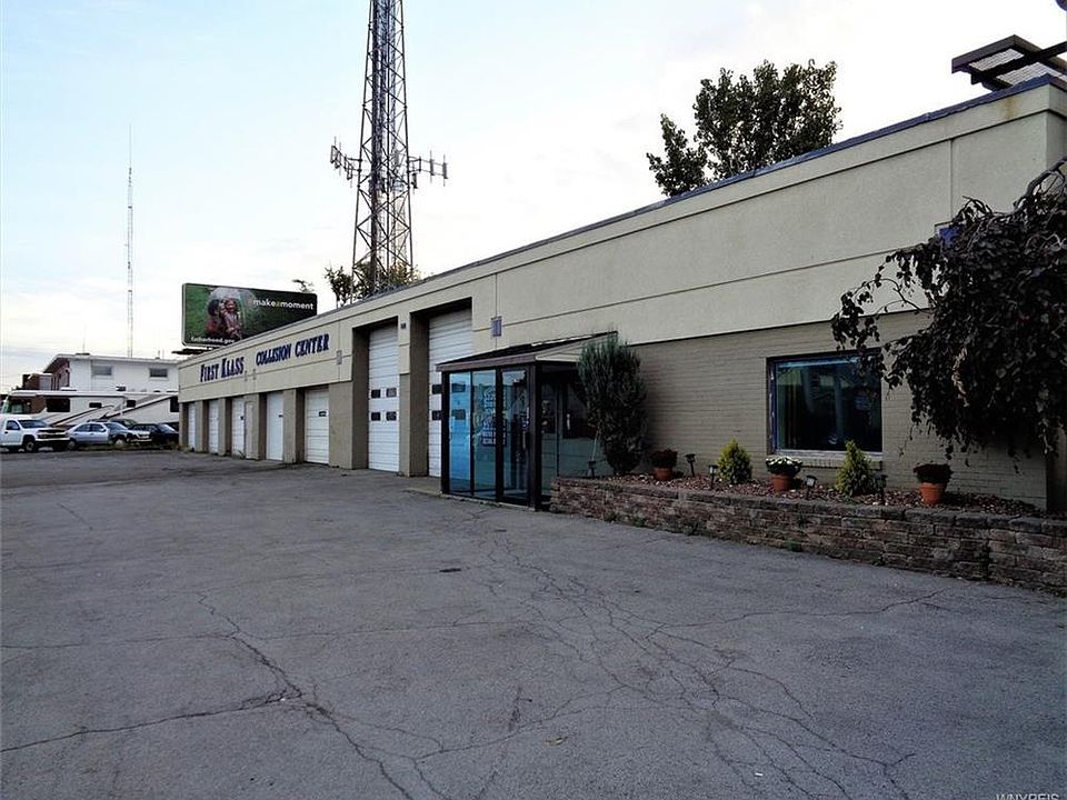 1st image of 874 Niagara Falls Blvd