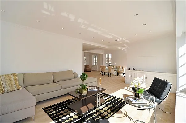 Sold by Citi Habitats | media 2