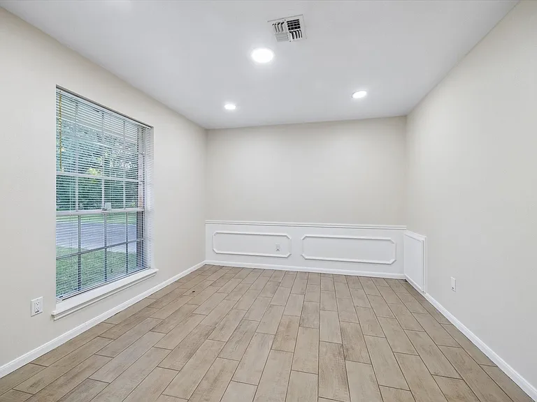 1307 Southern Hills Rd — Photo 5