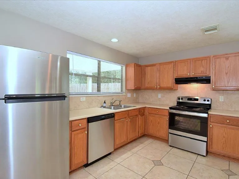 504 Texas St #B — Photo 13