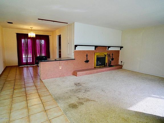 5th image of 1600 Oriole Ct