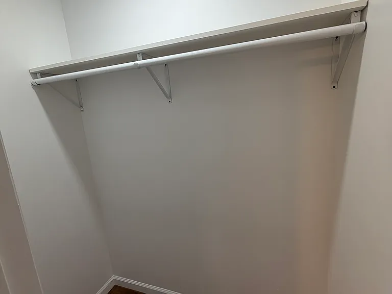 28 Bush Ave #2 — Photo 8
