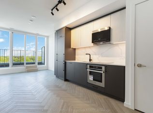 689 The Queensway St #818, Toronto, ON M8Y1L1