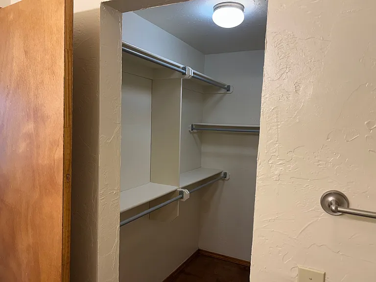 718 Pristine Pl — Photo 13