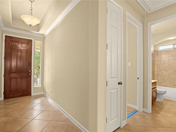 3rd image of 112 W Adelanta Pl