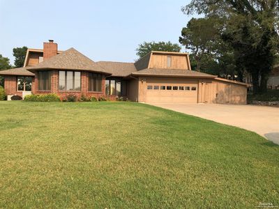 100 Millview Rd, Salina, KS, 67401