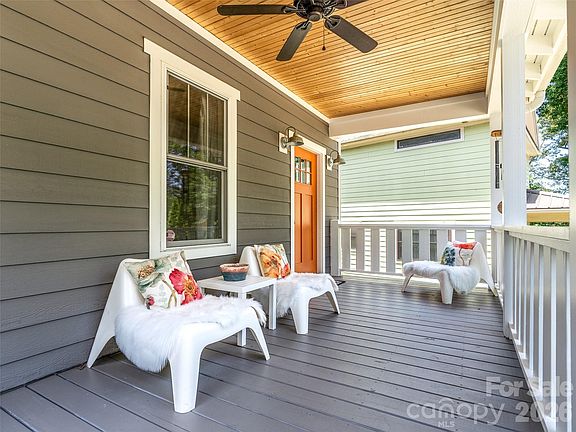 4th image of 60 Mardell Cir