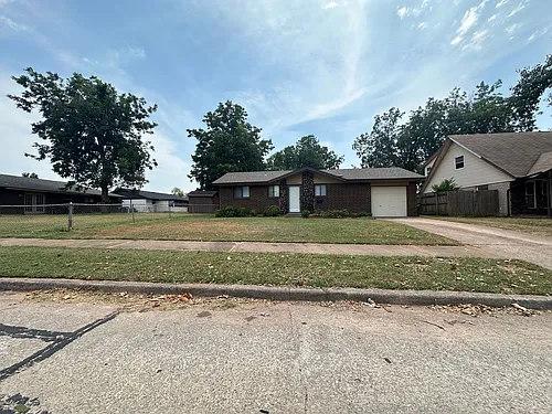 3904 Overland Dr Photo 1
