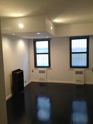 Rented by Owner | media 9